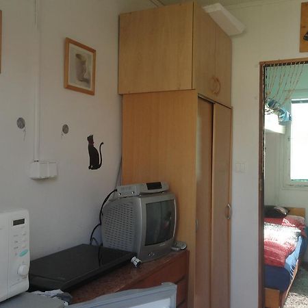 U Novomlynske Nadrze Hotell Nove Mlyny Exteriör bild